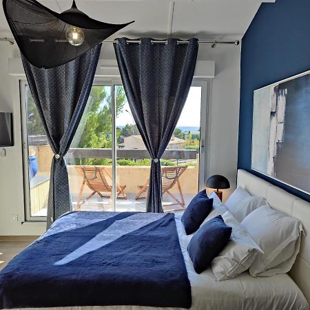 Suites Jm - Les Pins Marines - Jacuzzi & Vue Mer Bandol Dış mekan fotoğraf